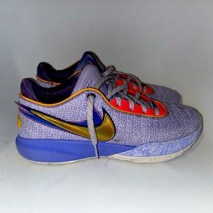 Nike Lebron 20 size 10